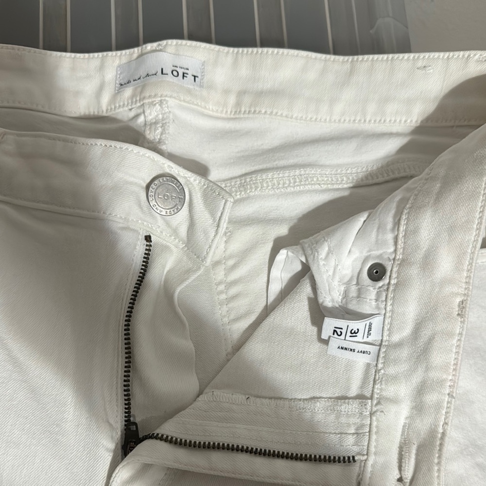Loft white stretch frayed white jeans